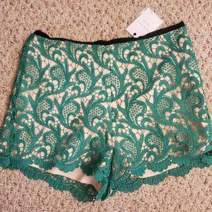 Endless Rose brand green lace shorts, new with tags, size large